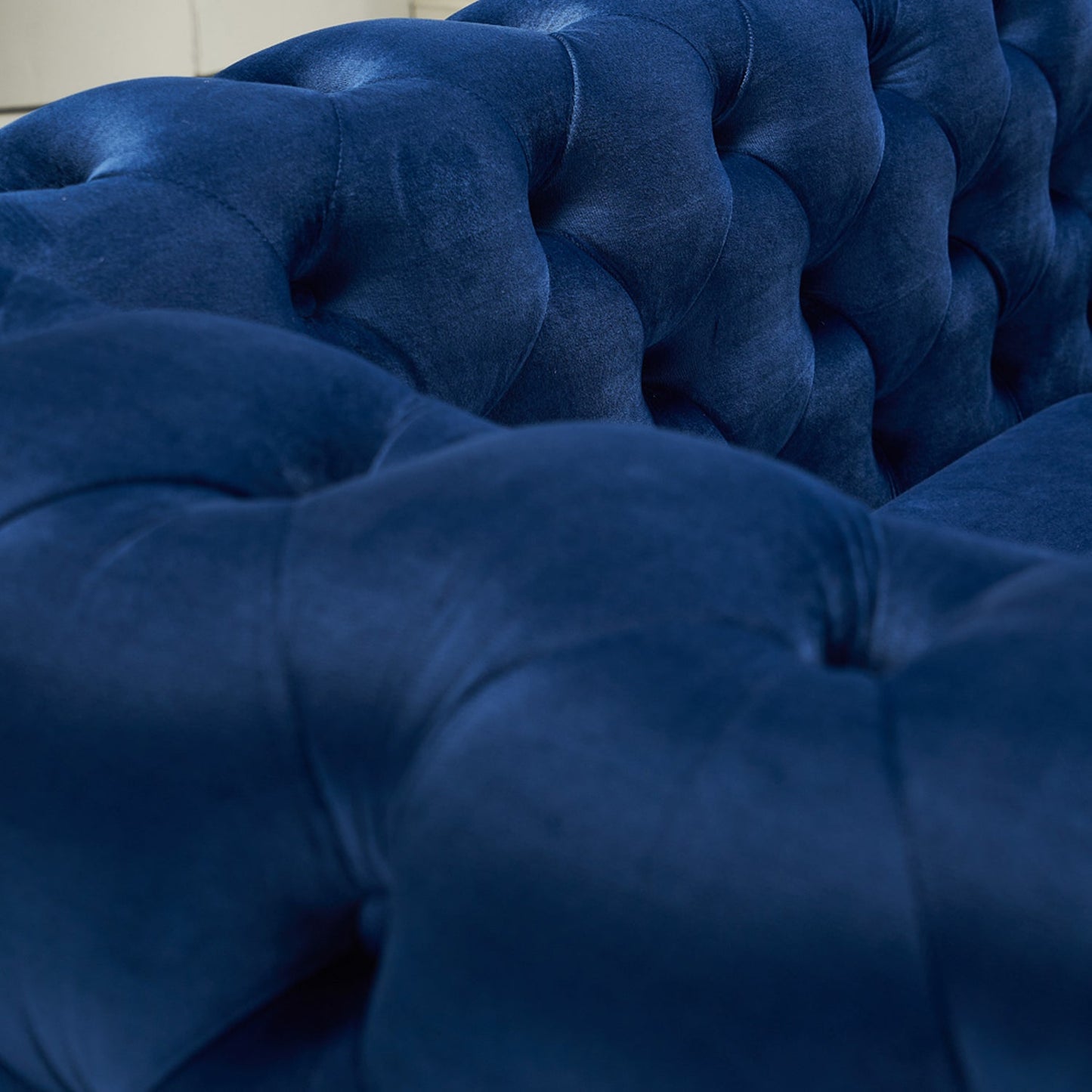 Pefelife Modern Button Tufted Velvet Sofa, Chesterfield Sofa with Square Arm,Gold Metal Legs and 2 Throw Pillows for Living Room(Blue)